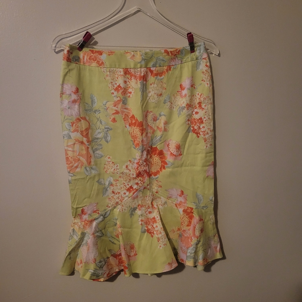 Body by Victoria's Secret sz 6 skirt